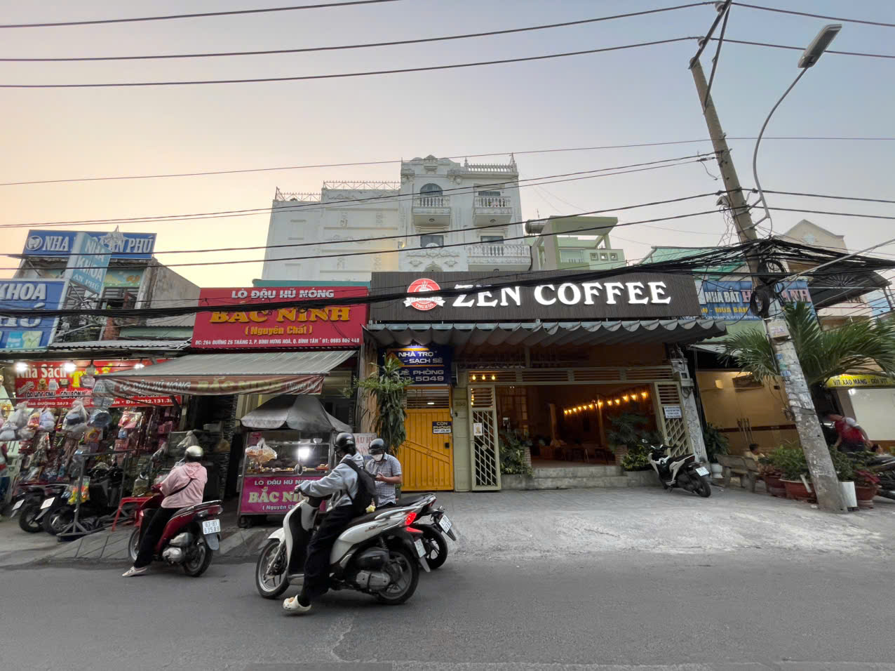 CHDV MẶT TIỀN ĐƯỜNG 26 THÁNG 3 BÌNH TÂN NGAY AEON TÂN PHÚ – CÓ 100 PHÒNG, DÒNG TIỀN 300TR/THÁNG