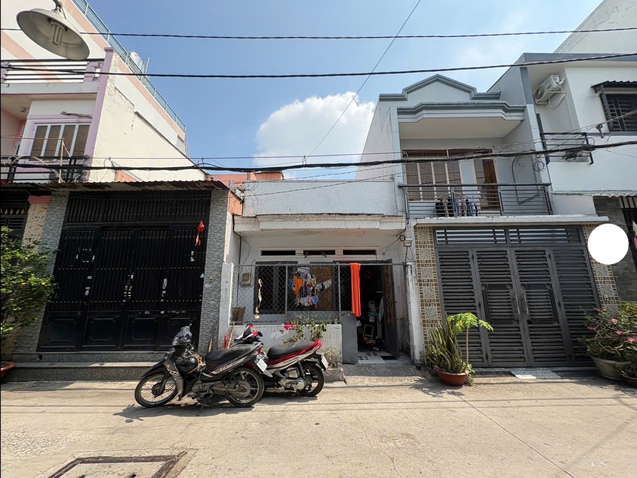 Chủ ngộp bank cần bán gấp nhà diện tích đẹp, DT:4x16 , chỉ 6Đ thích hợp xây mới hoặc giữu tài sản