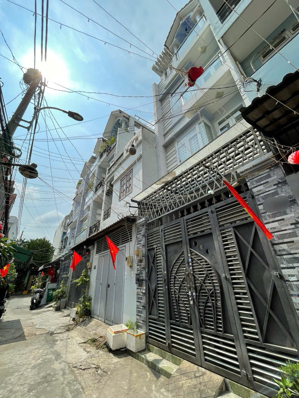 BÁN NHÀ HẺM XE HƠI ĐƯỜNG LÊ VĂN QUỚI - 4X13,8M - 4 TẦNG - GIÁ 6,85 TỶ