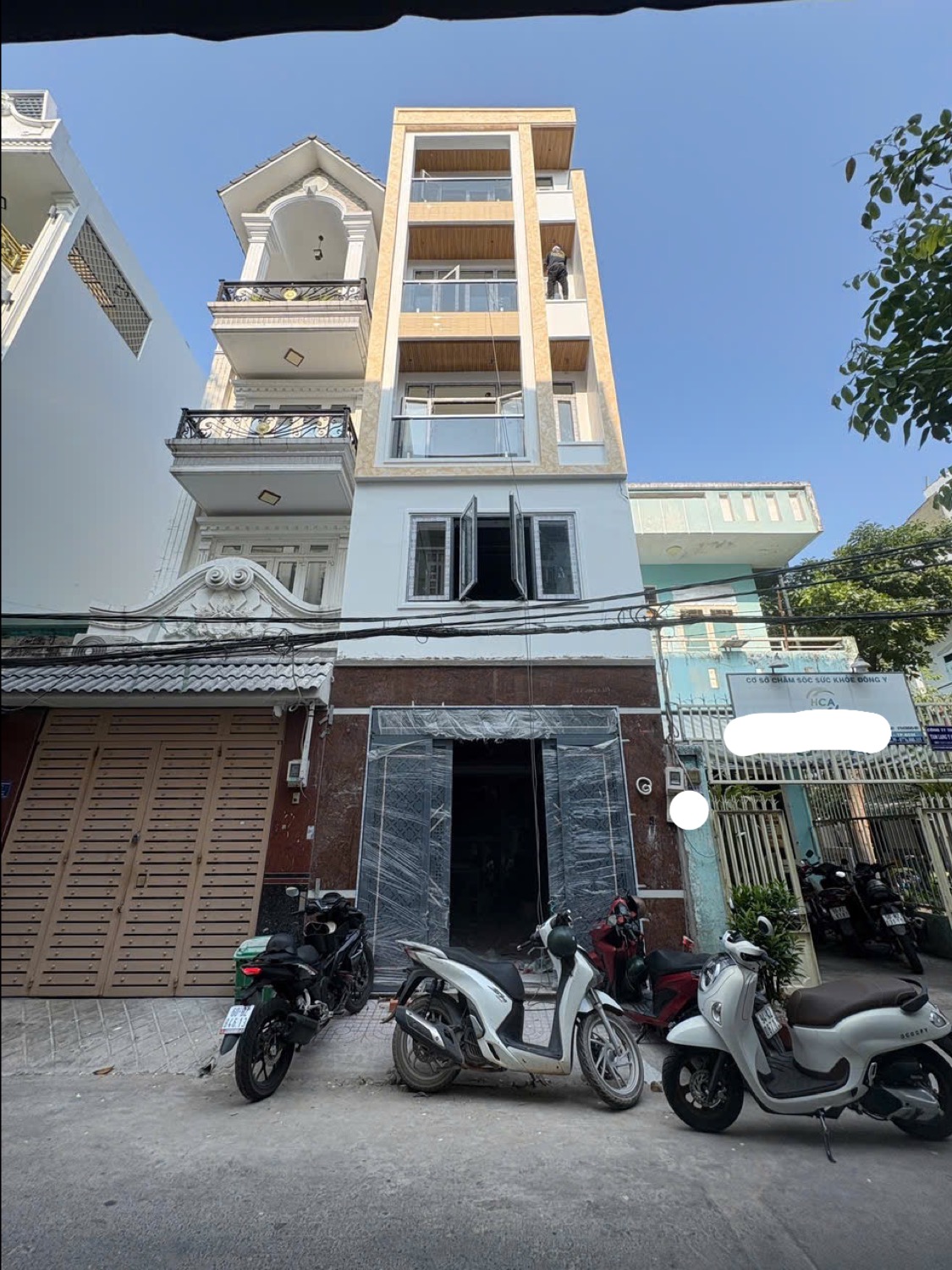 MnNhà xây mới 100% 4,5 Tấm BTCT,DT:4x16 có thang máy giá chỉ 12Đ TL thích hợp cho gia đình đông TV