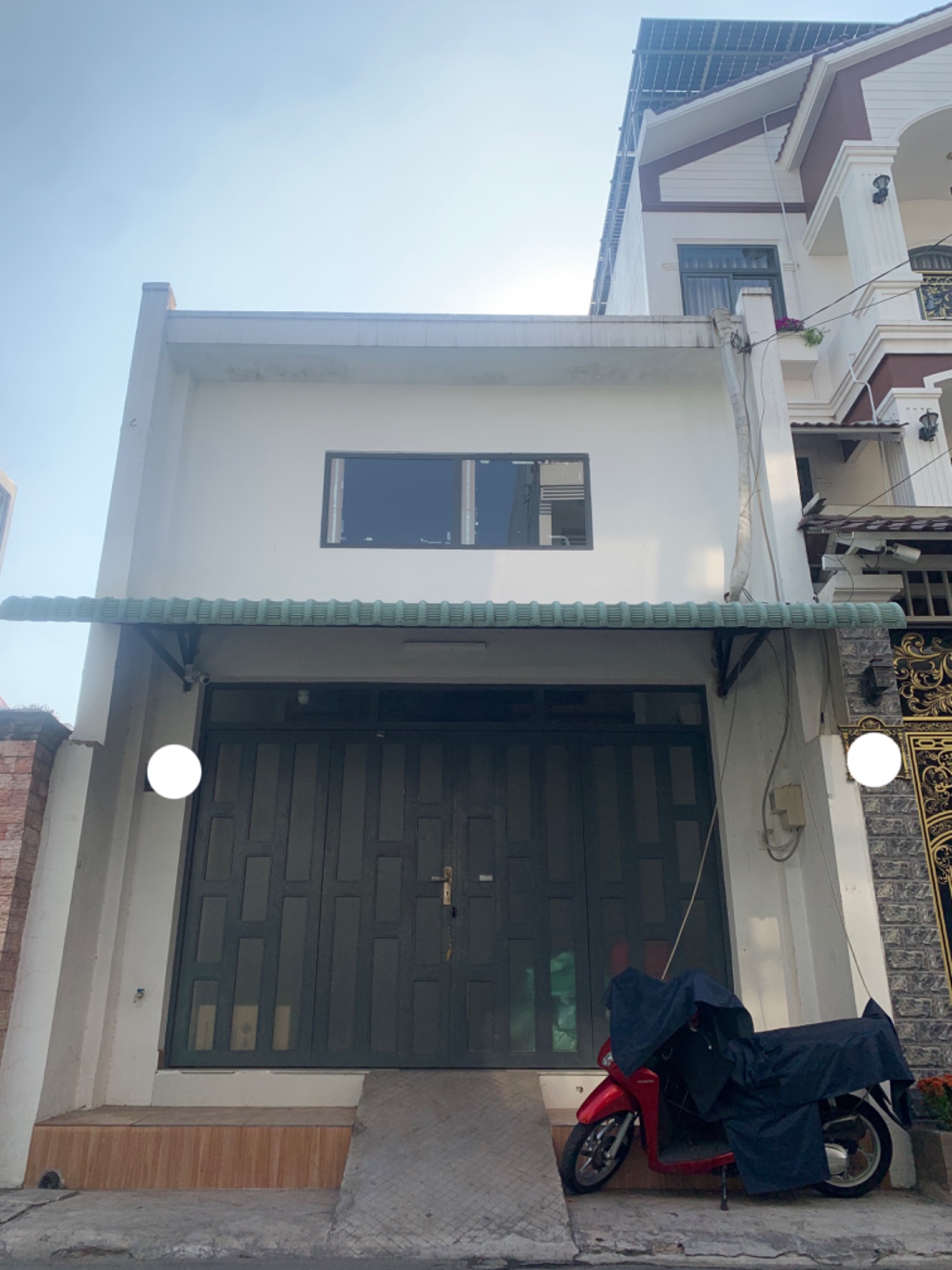 Chủ ngộp bank cần bán gấp nhà DT bề thế 5x18 thích hợp xây mới hoặc cho thuê và giữ tài sản chỉ 8T9