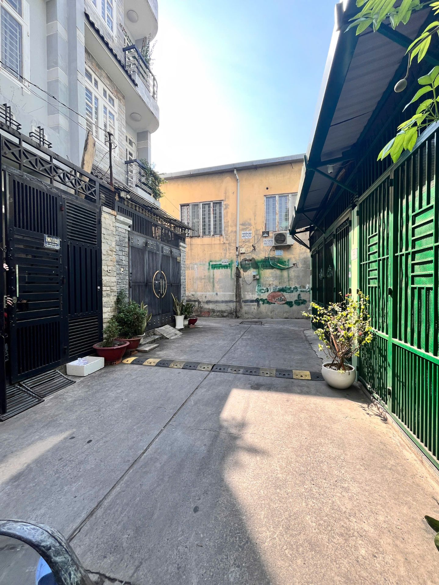 Hẻm thông 5m Tân Sơn Nhì_p.Tân Sơn Nhì, 2 lầu ST, Dt: 4x14mm Giá: 8.5 tỷ tl