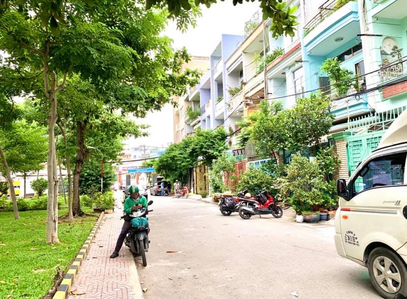 Bán nhà đường Cầu Xéo, Phường Tân Sơn Nhì, Tân Phú – Hẻm 7m ô tô, nhà 3 lầu, gần công viên – Giá 96