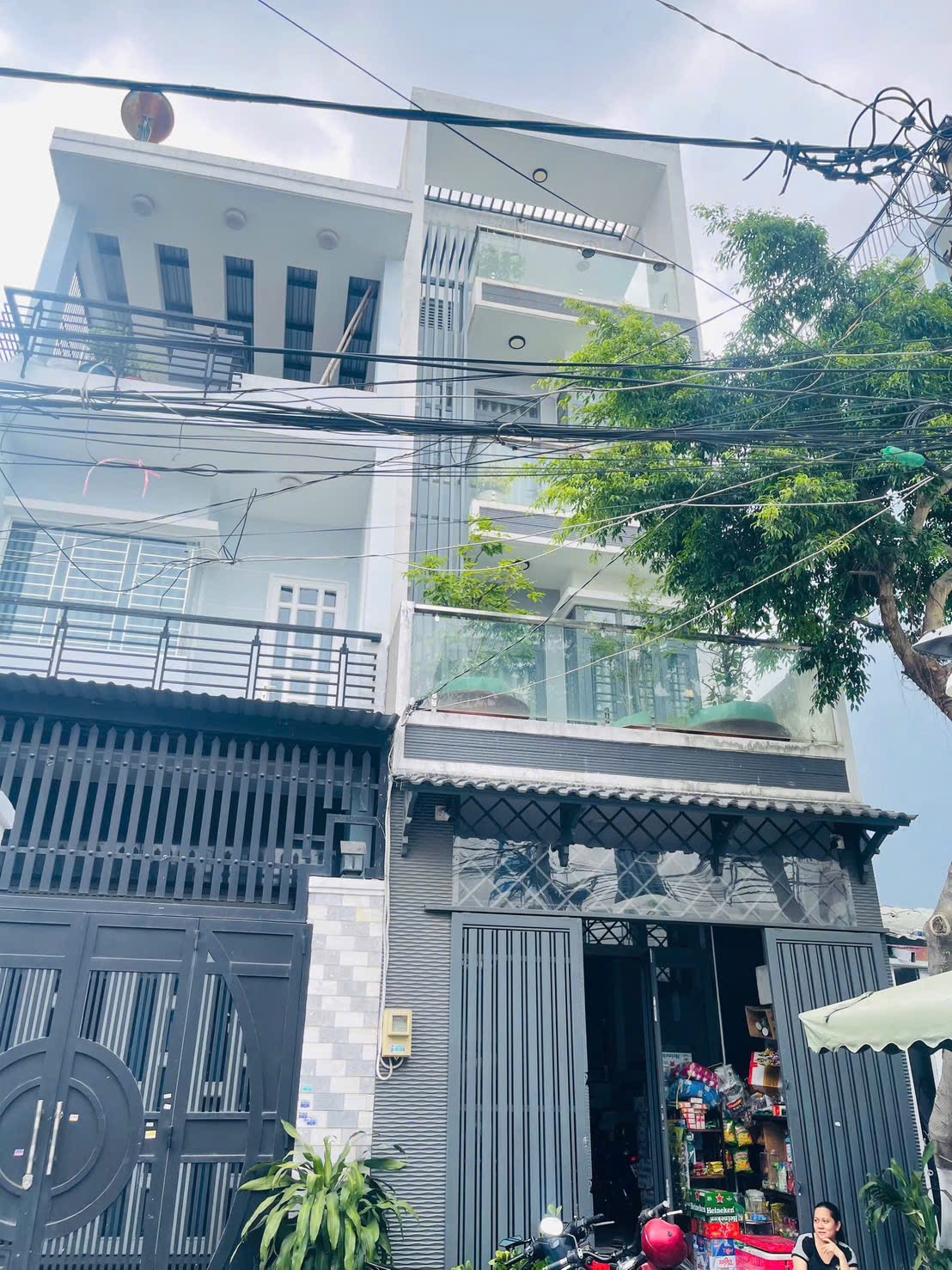 NHÀ 4 TẦNG BTCT – HẺM 5M LIÊN KHU 2-10 – GẦN MẶT TIỀN, CHỈ 5.95 TỶ! • Diện tích: 4 × 14m