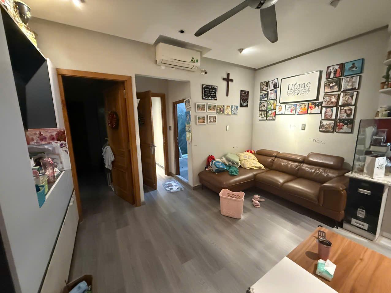 CẦN BÁN GẤP-TOÀ NHÀ VĂN PHÒNG-Hẻm 16/ Đường Số 9_P.BHH_Bình Tân, lửng 3 lầu, DT: 8x13.5m, Giá: 13.9