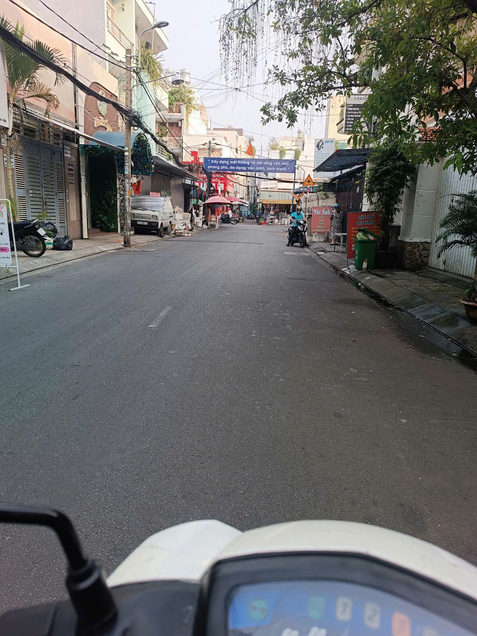 Bán Nhà Cấp 4 DT: 4x17.4m Hẻm 1/ Đường Trần Văn Ơn, P. Tân Sơn Nhì, Giá: 10.9 tỷ
