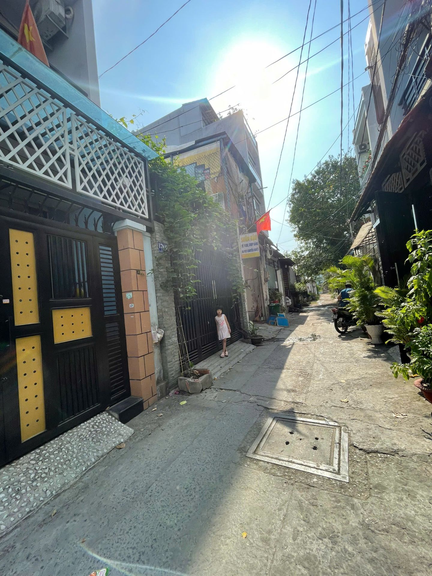 Nhà đẹp dọn vào ở ngay Hẻm Lê Đình Thám_p.Tân Quý, 2 lầu, DT: 4x15.3m, hướng Nam, Giá: 7.5 tỷ tl