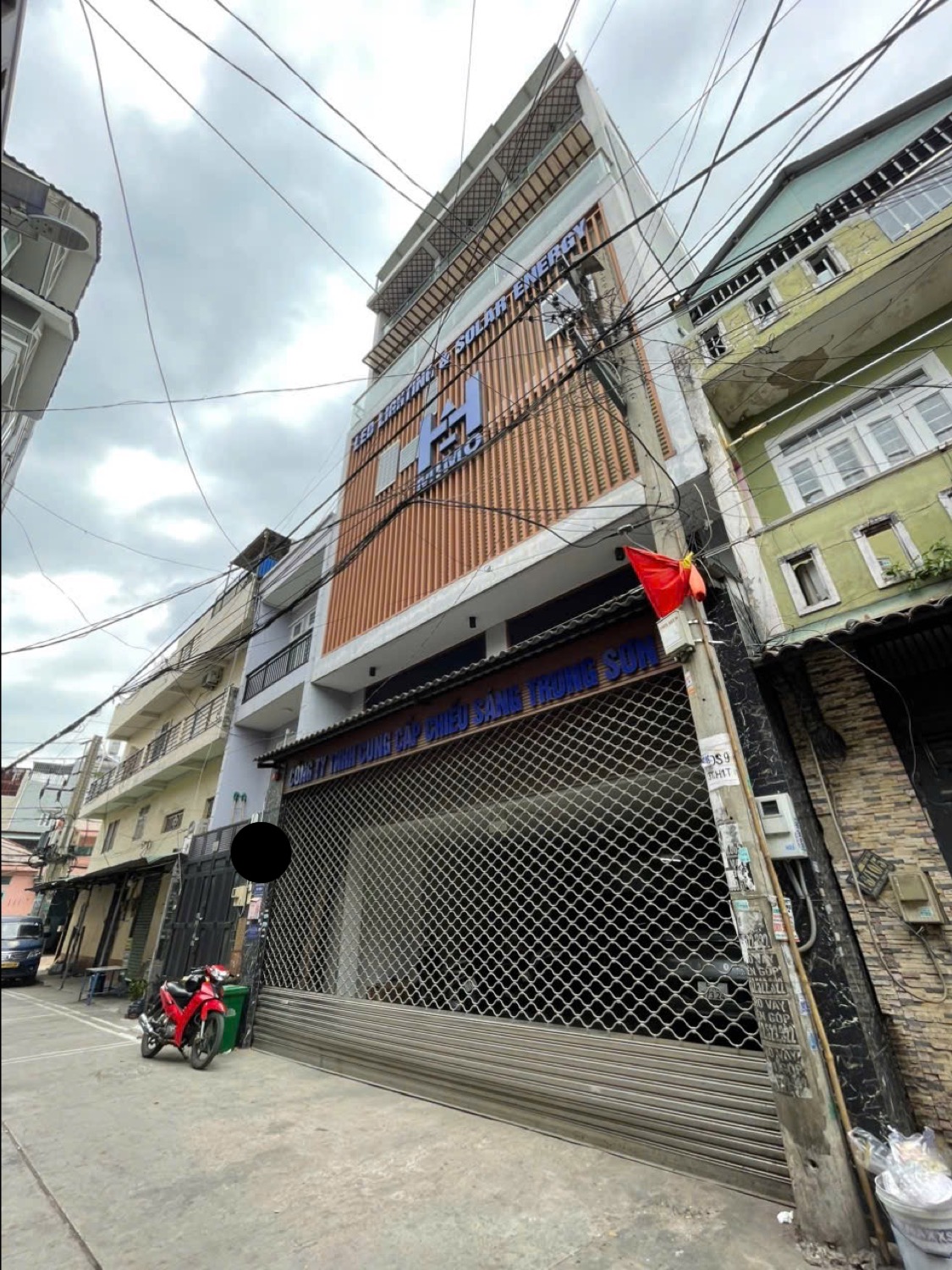 Nhà rộng siêu bề thế chỉ 14Đ Tl, DT:8x13,65 thích hợp cho thuê cty, Spa , phòng mạch rất ok ạ