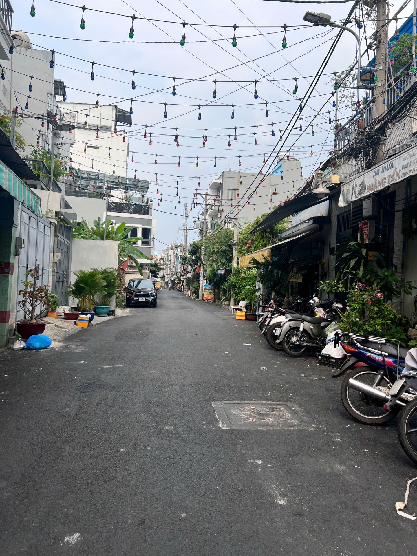 ĐẤT TRỐNG XÂY CHDV, VP_HẺM THÔNG 6M ĐƯỜNG VƯỜN LÀI_P.PHÚ THỌ HOÀ, 6X33M, GIÁ: 20 TỶ TL