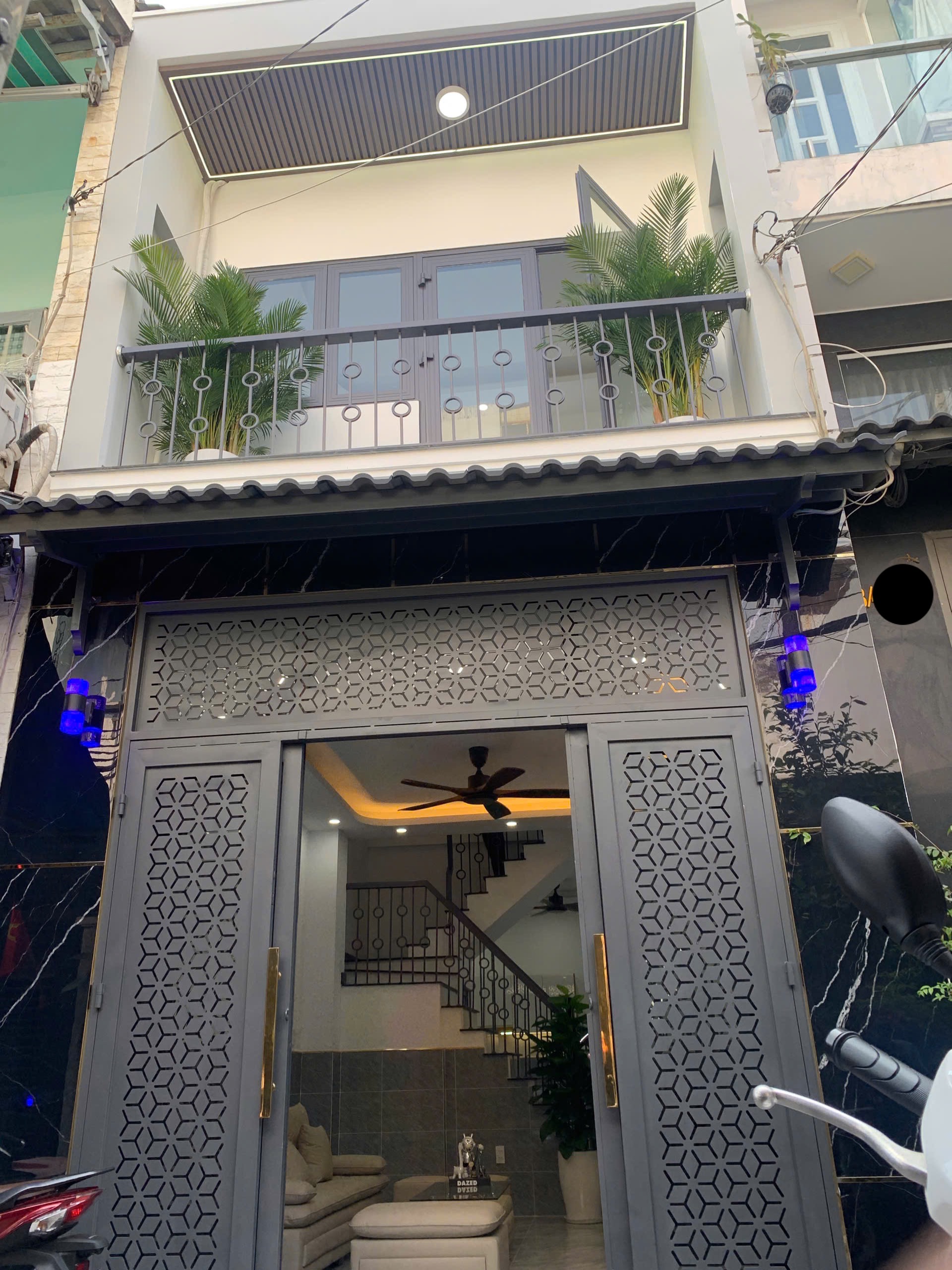 Nhà hẻm VIP Lê Văn Quới dưới 5Đ, DT:3,8x10,5 thích hợp cho thuê hoặc giữ tài sản , vào ở ngay 🥰