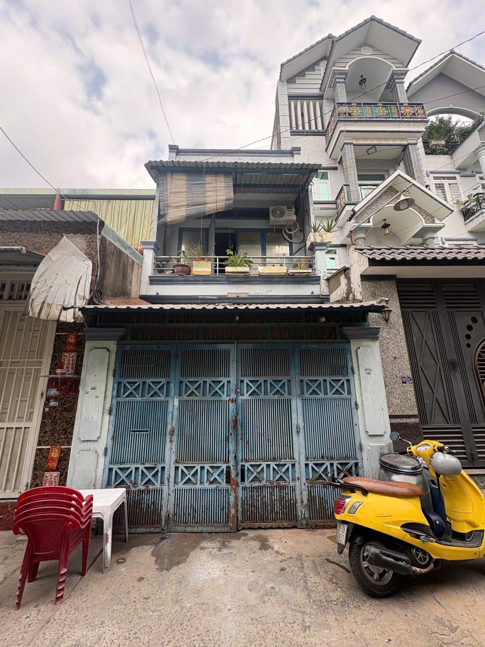 Anh chủ ngộp bank cần bán gấp, DT:4x16 đang có sẵn dòng tiền hoặc giữ tài sản dọn vào ở ngay 🥰