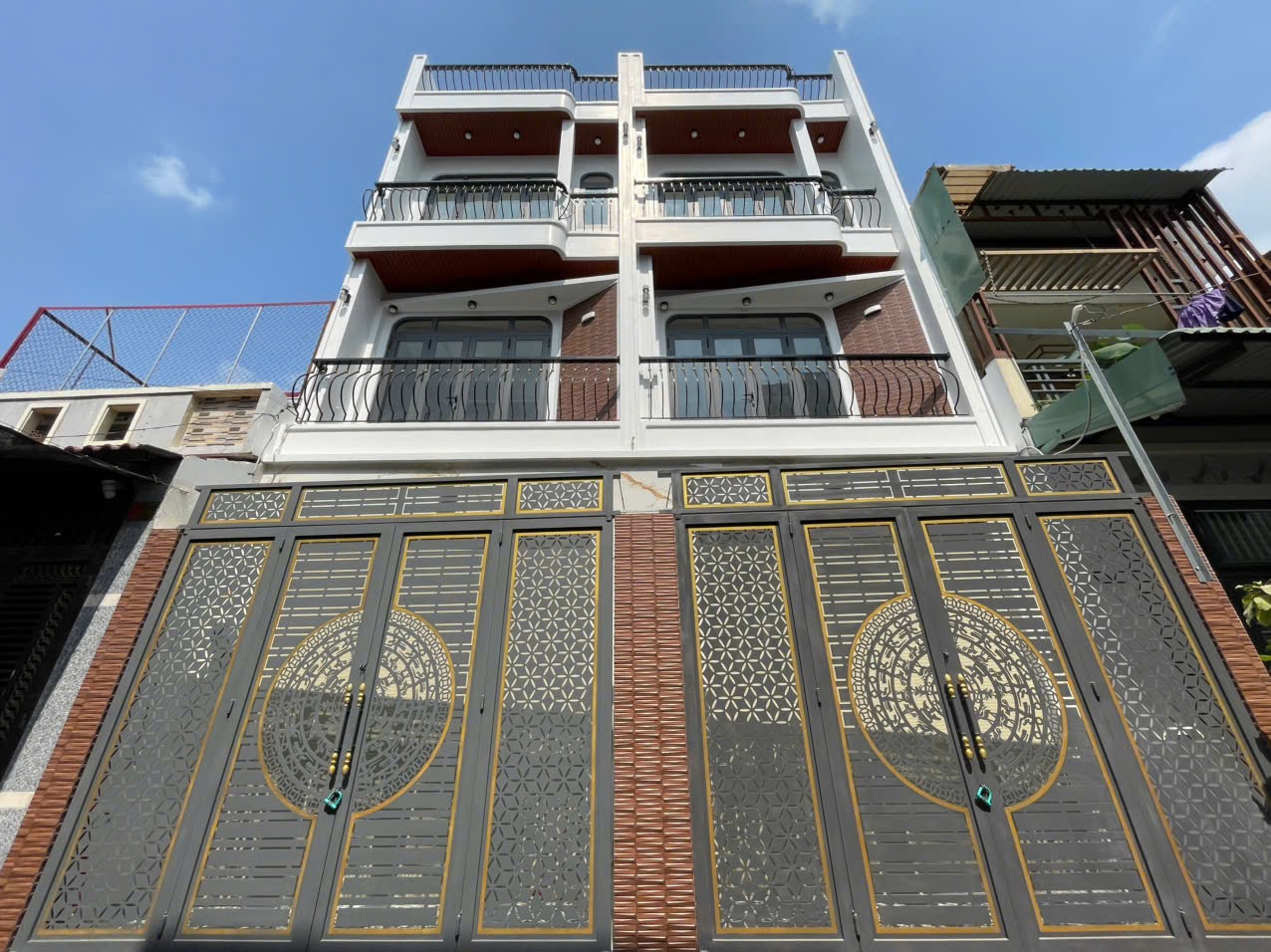 CẶP NHÀ MỚI HẺM 6M – LIÊN KHU 5-6 – SÁT MẶT TIỀN, GIÁ CHỈ 5.9 TỶ/CĂN! • Diện tích: 4 × 15m