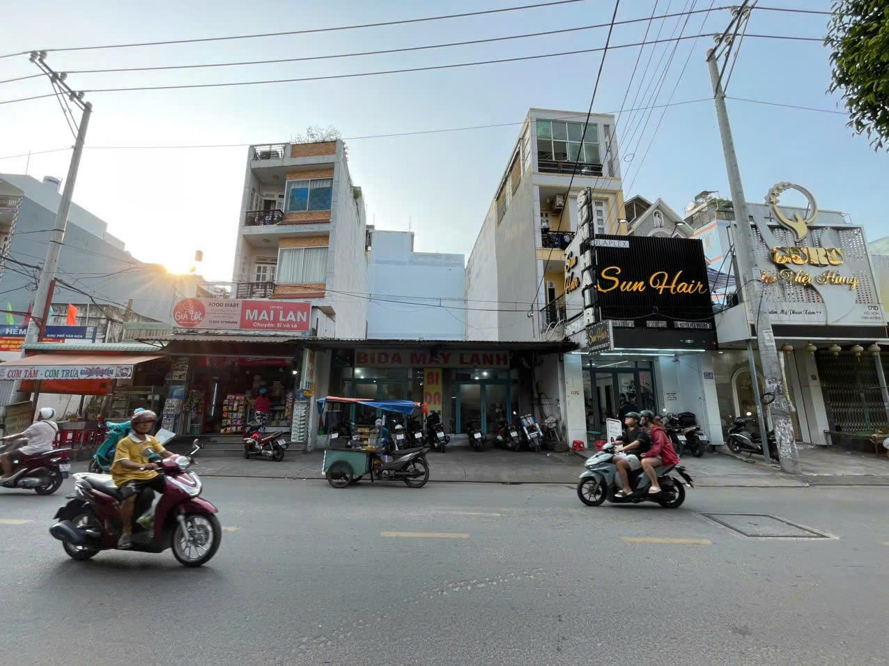 Mặt tiền kinh doanh Gò Xoài 8.2x20m, cấp 4 Giá 19 tỷ thương lượng.