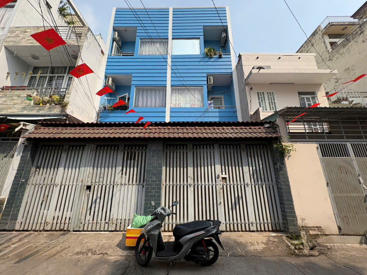 BÁN CẶP NHÀ 2 LẦU HẺM 753 TỈNH LỘ 10 CÁCH TRƯỜNG HỌC TÊN LỬA CHỉ 100M • Diện tích: 8 x 16m