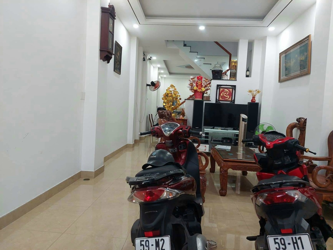 Bán Nhà Lầu DT: 4x20m Hẻm 2/ Đường Lê Thúc Hoạch, P. Phú Thọ Hòa, Giá: 10.8 tỷ