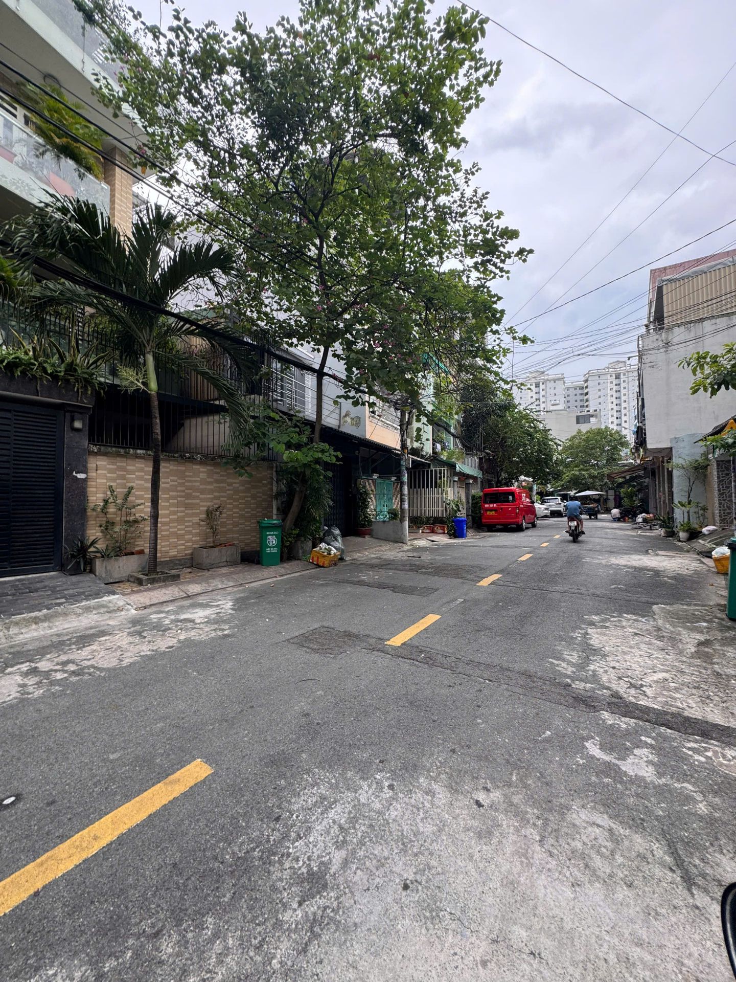 Bán Nhà Lầu DT: 4.7x16.7m MT Đường Trần Thủ Độ, P. Phú Thạnh, Giá: 9.9 tỷ