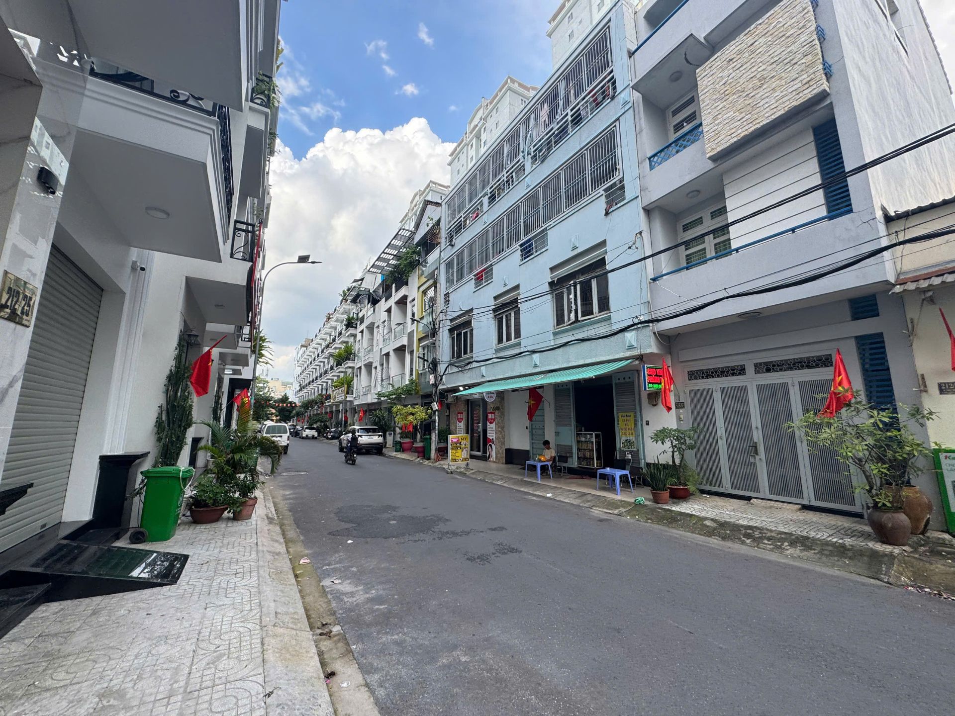 CẶP MT KHU BIỆT THỰ BẢO SƠN 55 NGUYỄN SƠN – NGANG – GIÁ 19.9 TỶ TL