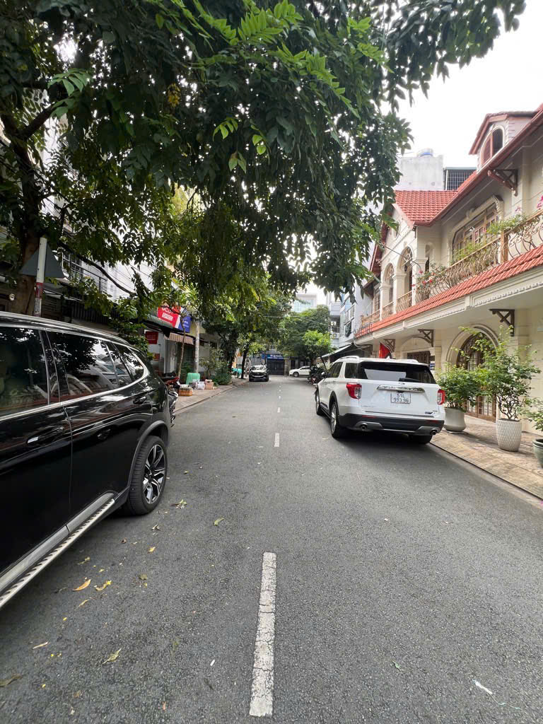 Bán nhà hẻm nhựa 8m Thông Trần Văn Ơn - có khuôn viên riêng 4x18m 3 Lầu mới 9.8 tỷ 0788315668