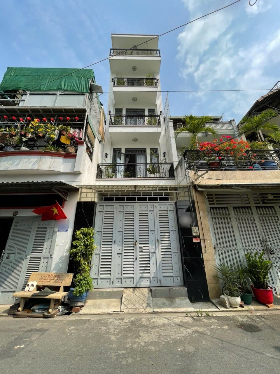 NHÀ 5 TẦNG HẺM NHỰA 6M TÂN KỲ TÂN QUÝ – GIÁ 6.4 TỶ! • Diện tích: 4 × 12m (TDT: 48m²)
