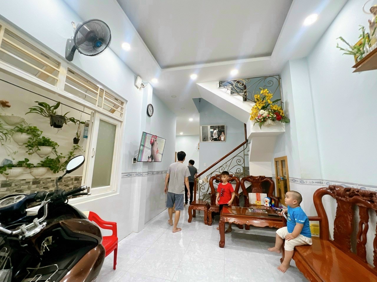 Bán Nhà Lầu DT: 4x10m Hẻm 2/ Đường Lê Văn Phan, P. Phú Thọ Hòa, Giá: 5.5 tỷ