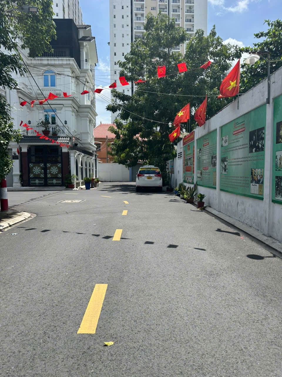 Luỹ Bán Bích. P Tân Thành. Q Tân Phú. Dt 4x15,5. Nhà 2 lầu . Giá 9,3 tỷ