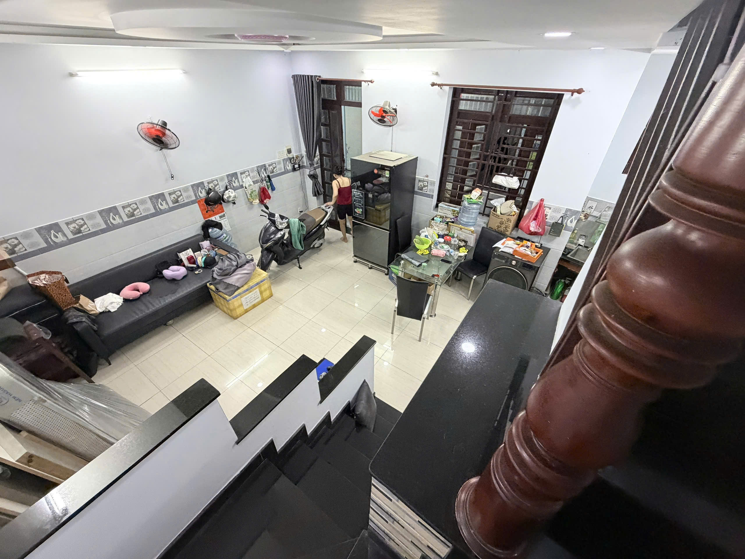 Bán Nhà Lầu mới DT: 6.5x6.4m Hẻm 1/ Đường Lý Tuệ, P. Tân Quý, Giá: 3.75 tỷ