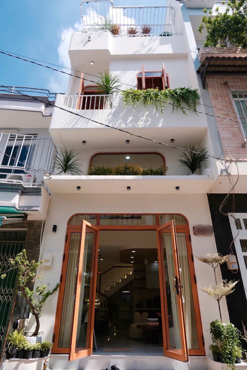 Nhà xây mới phong cách nhật bản full nội thất chỉ 5T19 sát Aeon tân phú ,A/c xách vali là ở ngay 😍