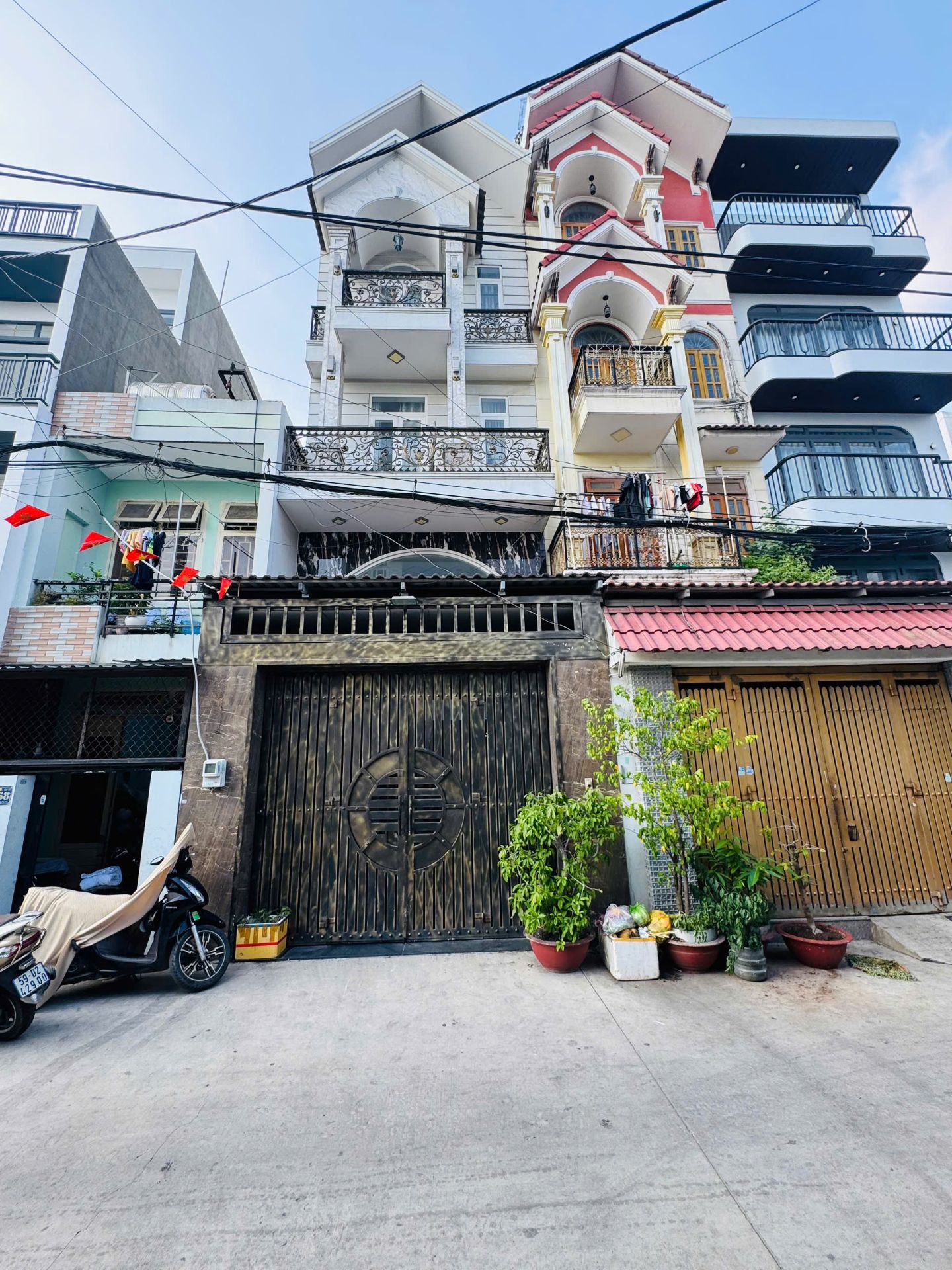 BÁN NHÀ ĐƯỜNG SỐ 8 NGAY AEON TÂN PHÚ - 4,5X15M - TRỆT LỬNG 2 LẦU SÂN THƯỢNG - GIÁ 8,8 TỶ