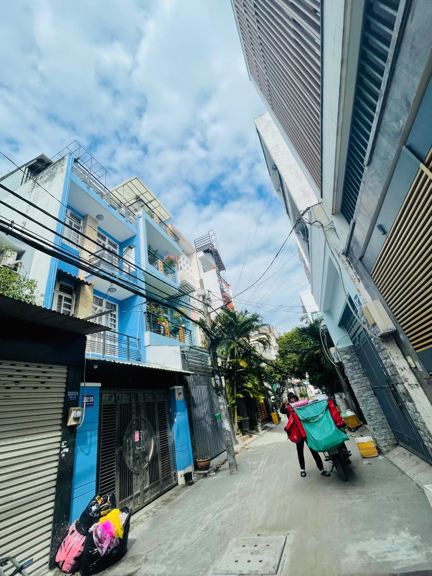 bán nhà hẻm độc lập 4x17m 2 lầu 4 PN giá 8.5 tỷ TL