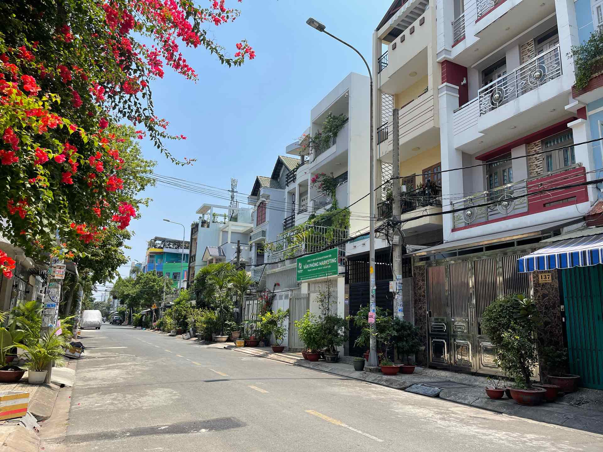 Mặt tiền Nội Bộ Khu Họ Lê_p.Phú Thạnh_Tân Phú, 3 lầu đúc, DT: 4x20m, không lỗi, Giá: 11 tỷ tl