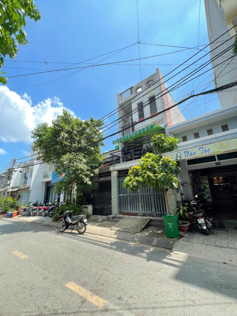 Mặt tiền đường B khu ADC phường Phú Thạnh dt 4mx21m 2 lầu giá 10,5 tỷ