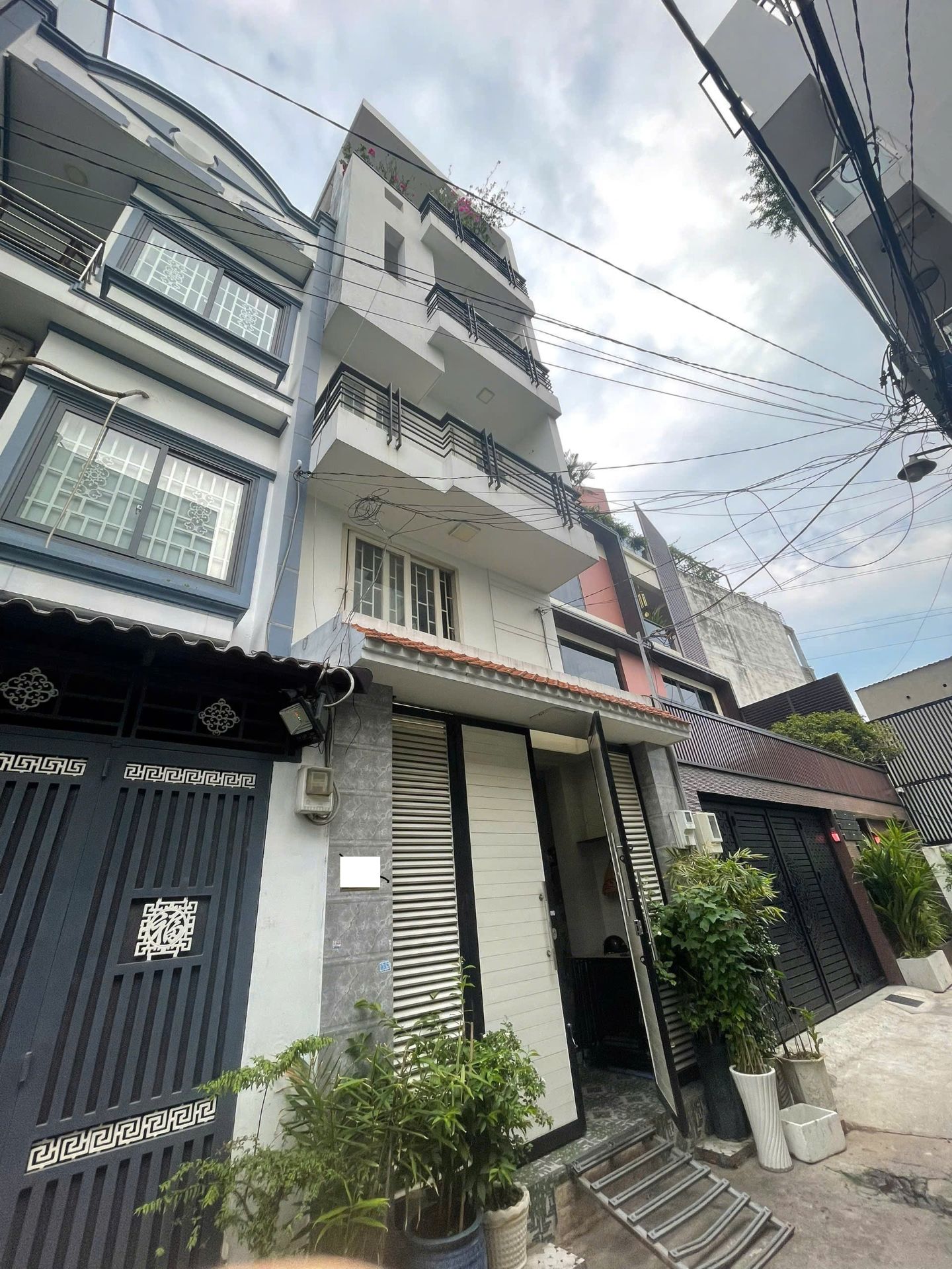 🔥 NHÀ HẺM Diệp Minh Châu – 4x17m – LỬNG 2 LẦU + ST – CHỈ 10 TỶ TL 🔥