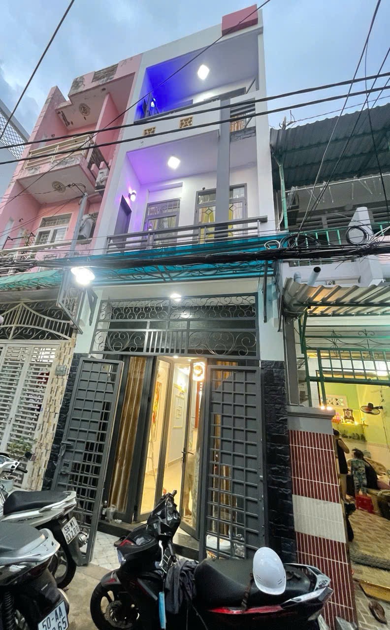 🌈 Bán nhà đúc 3 tấm hẻm xe hơi đường Âu Cơ Q.Tân Bình 33m2 giá chỉ 5.95 tỷ