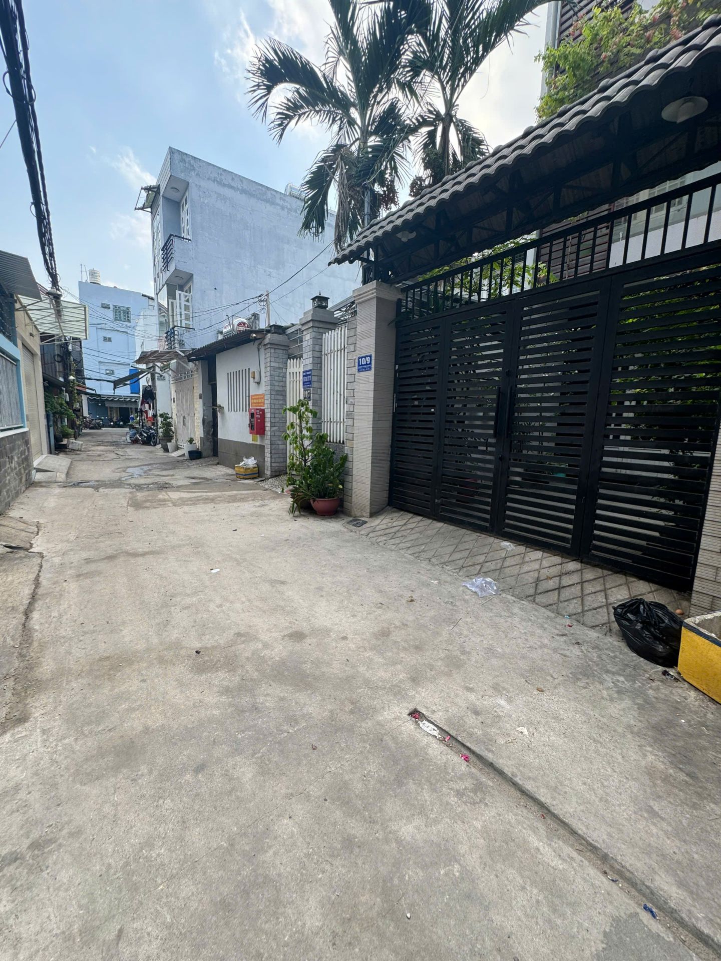 BÁN NHÀ HẼM THẲNG 1/ P TÂN SƠN NHÌ ( 4X10M) CẤP 4. GIÁ 4,1 TỶ - HẼM 4M
