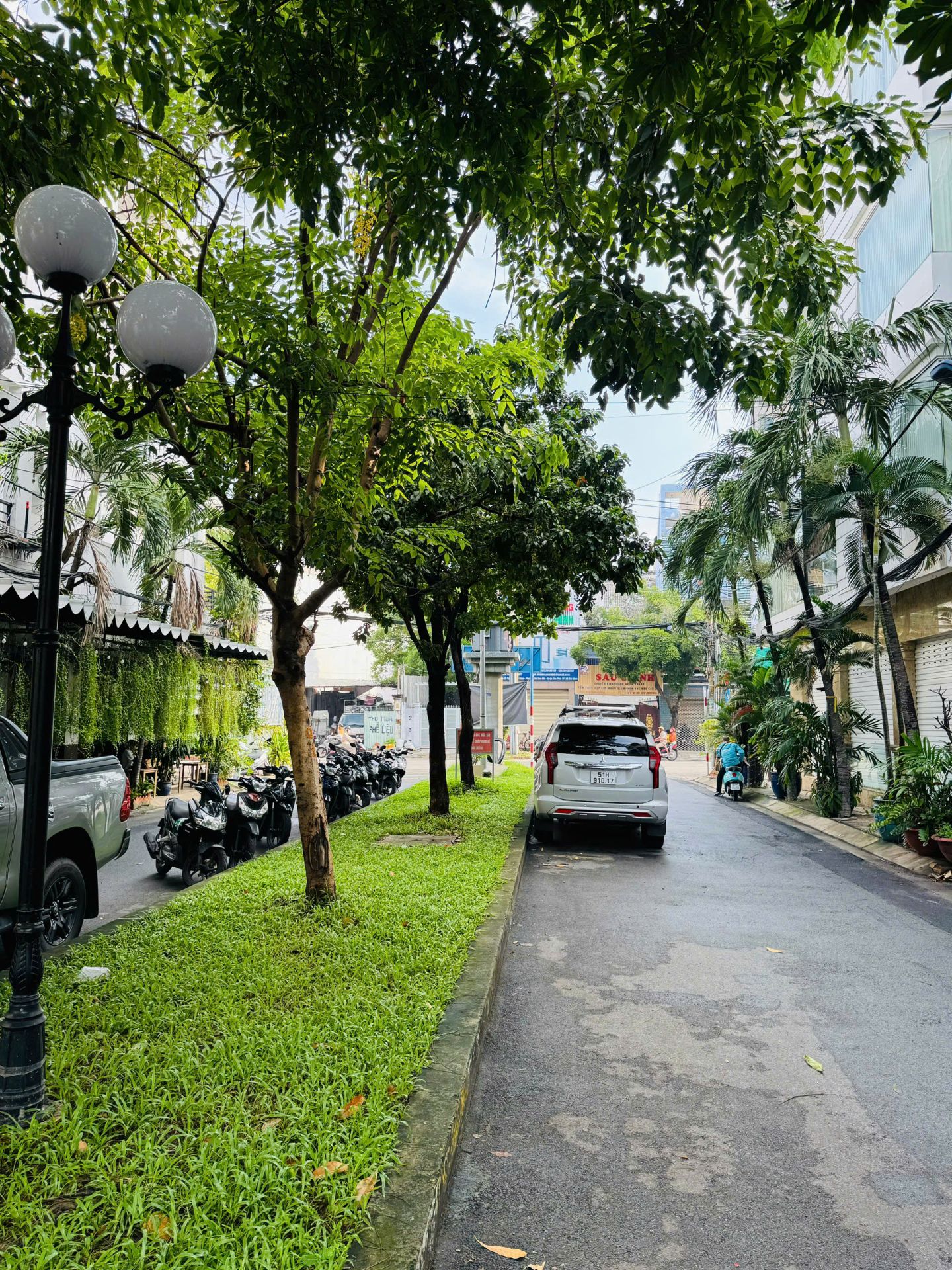 Bán nhà hẻm Nguyễn Cửu Đàm, Tân Phú: 80m2, 13 tỷ, 1 trệt 3 lầu, đường 16m