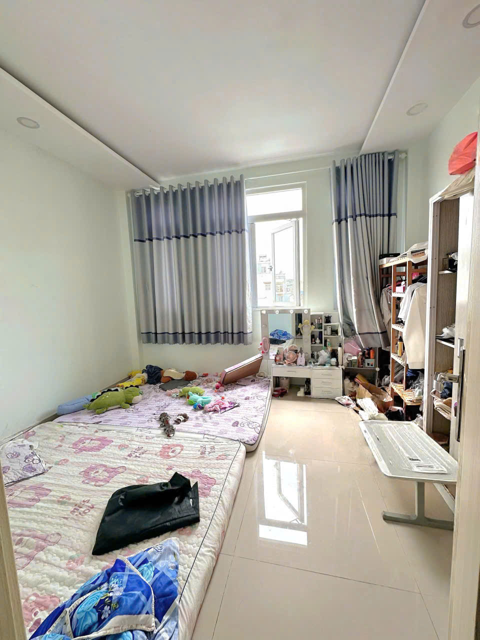 BÁN NHÀ HẺM HƯƠNG LỘ 2, DT 4X9M, ĐÚC 3.5 TẤM, GIÁ 4.6 TỶ BỚT LỘC.