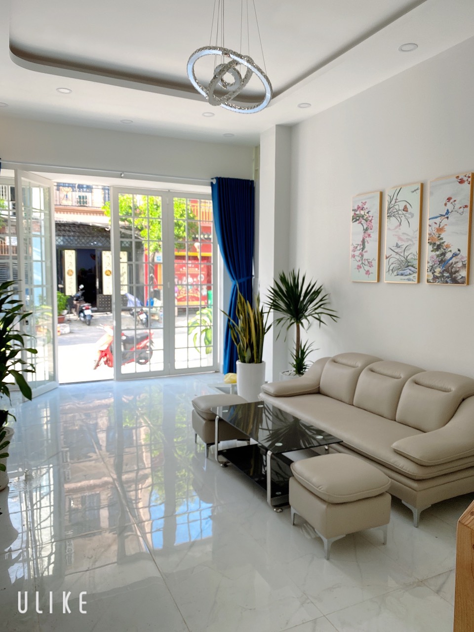 Nhà đẹp MT Đường Bác Ái ( 4x15m) 3 lầu,sân thượng,6 phòng ngủ. Giá 10,9 tỷ