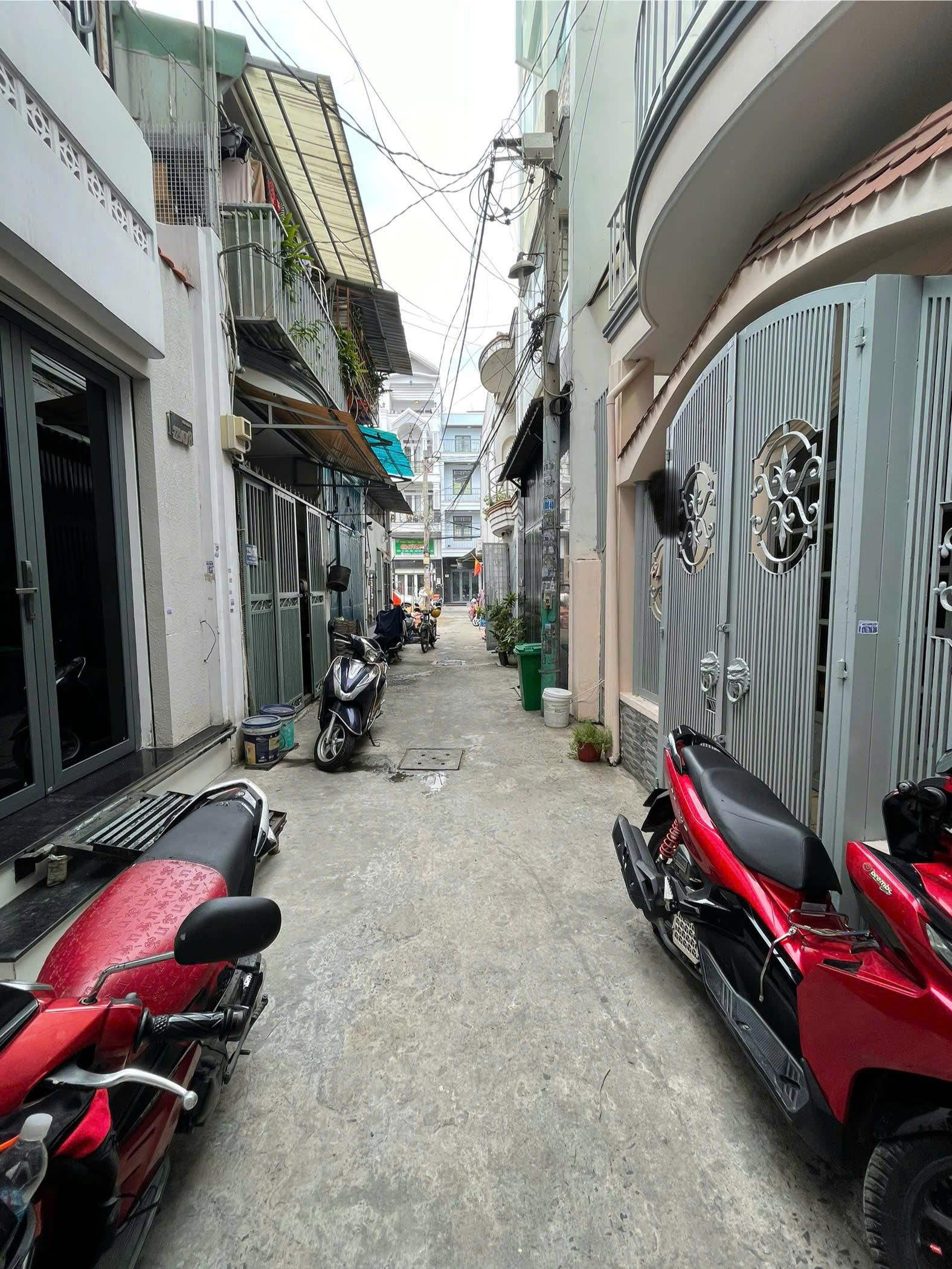 NHÀ 1 TRỆT 1 LẦU HẺM TÂY THẠNH – NGANG 5.3M HIẾM – GẦN AEON TÂN PHÚ