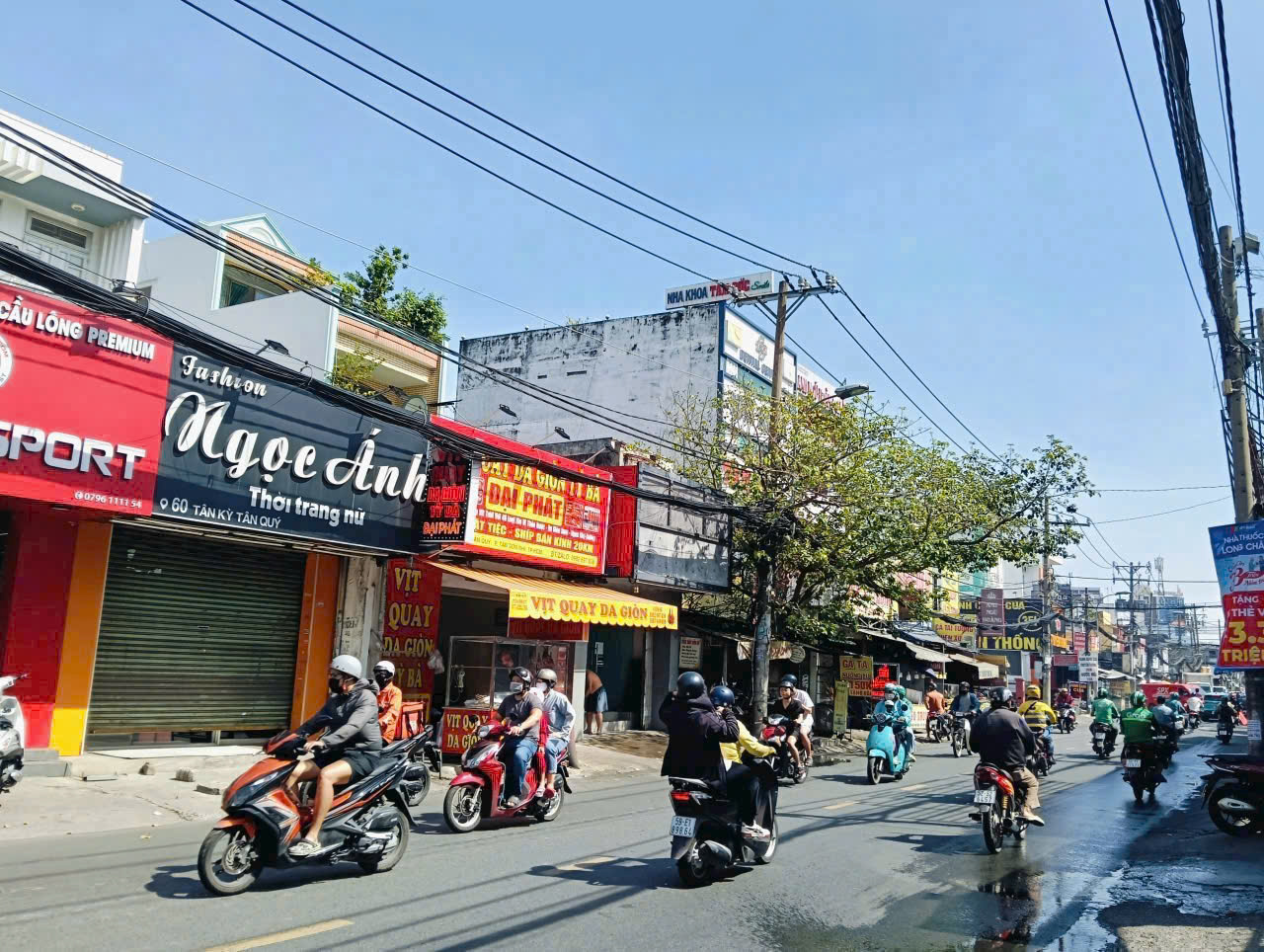 Mặt Tiền Sầm Uất TÂN KỲ TÂN QUÝ ( Mở Rộng 30m ) ( 4.6x30m ) Tiềm Năng Tăng Gía