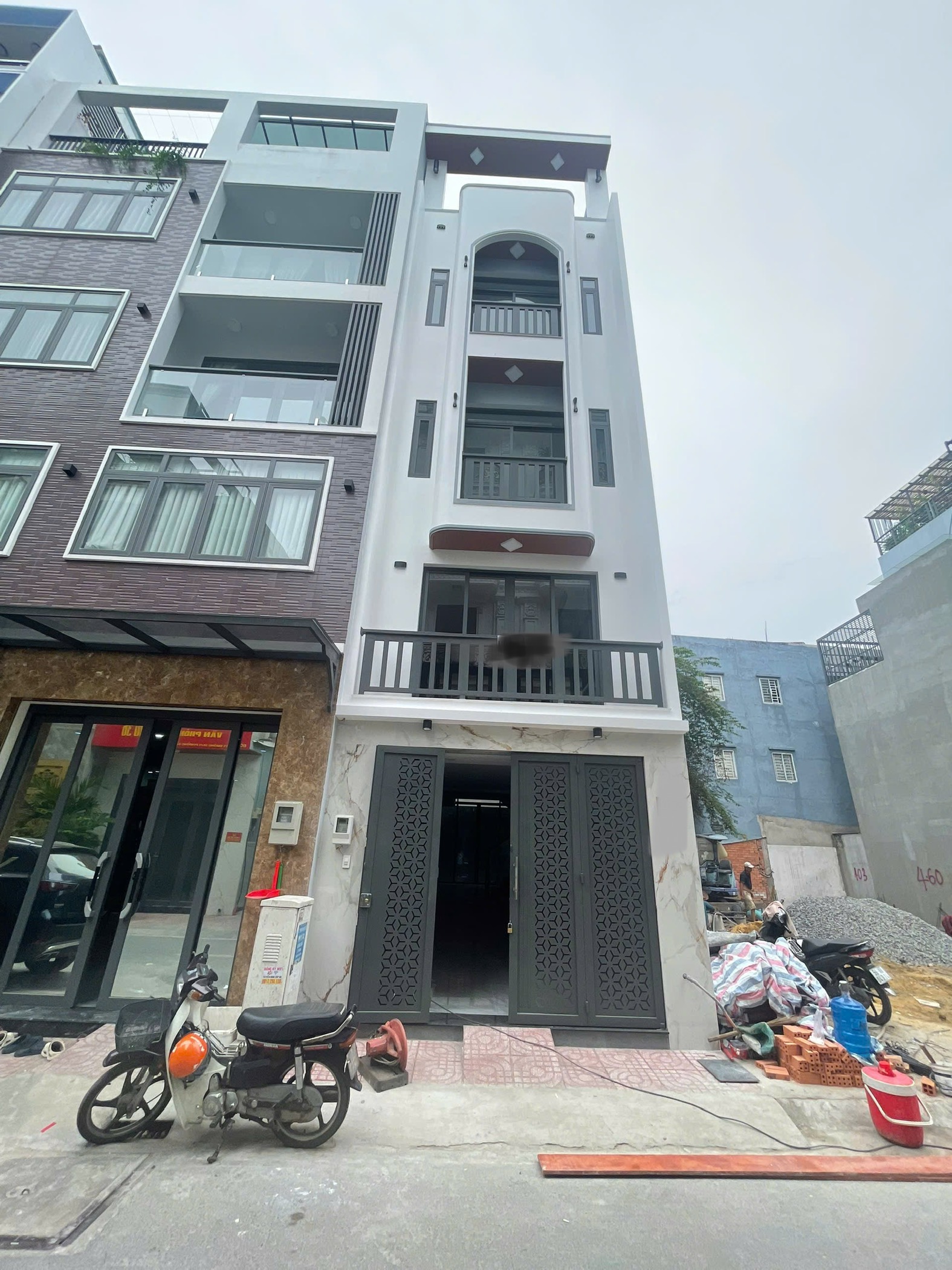 Nhà đẹp trong khu ĐBCT dân cư Hoa Sứ chỉ 8T5 TL,DT:4x14 đúc 4,5 tấm BTCT NH hỗ trợ vay cực tốt