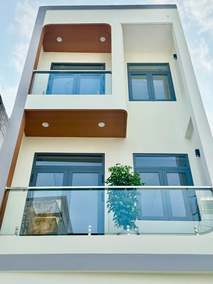BÁN NHÀ ĐƯỜNG HƯƠNG LỘ 3, ĐỐI DIỆN AEON TÂN PHÚ - 4.06x17.28M - TRỆT 2 LẦU - GIÁ BÁN 7,7 TỶ