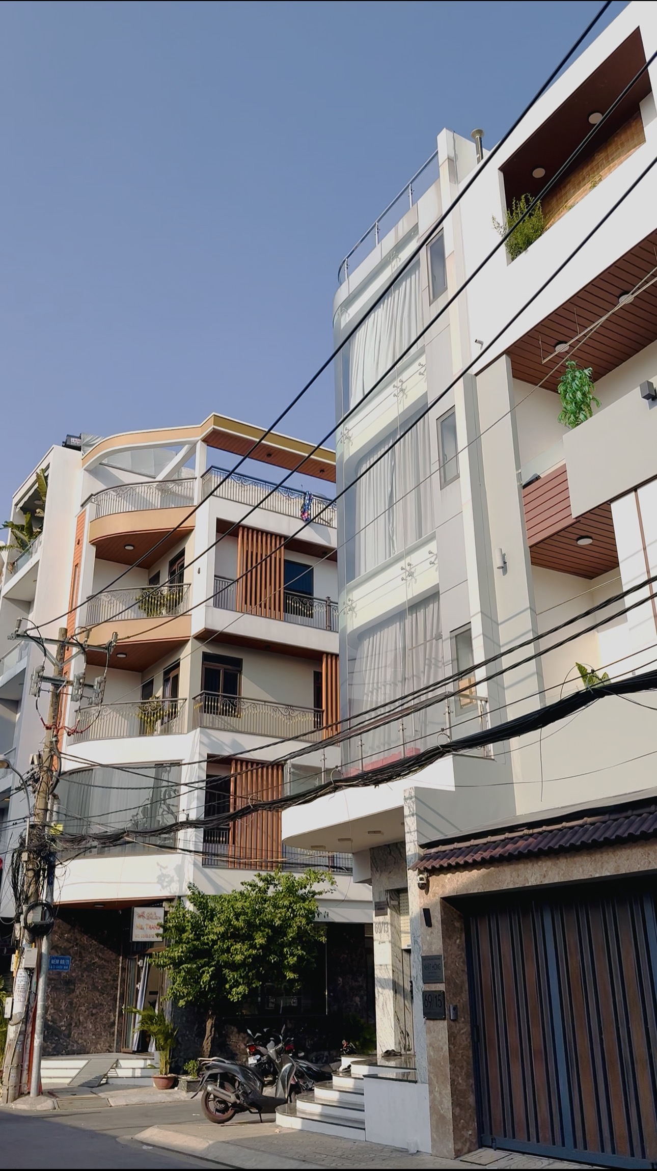 2MTKD NỘI BỘ NGUYỄN CỬU ĐÀM - P. Tân Sơn Nhì DT: 5x18M ( 3 LẦU CÓ THANG MÁY) - Em Chí 0902-570-925