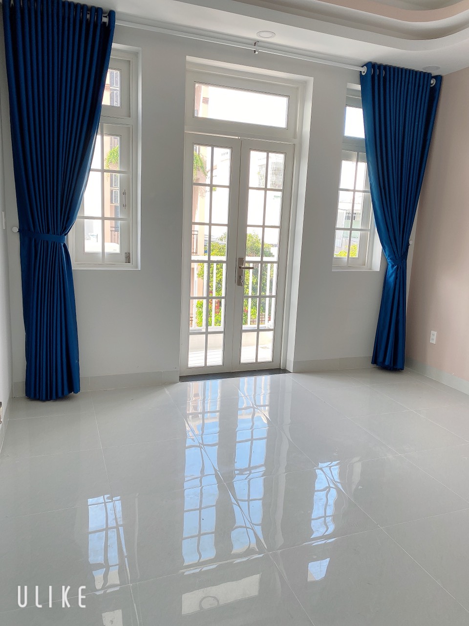 Nhà Đẹp MT Đường Bác Ái ( 4x15m) 3 lầu,sân thượng,6 phòng ngủ. Giá 10,9 tỷ