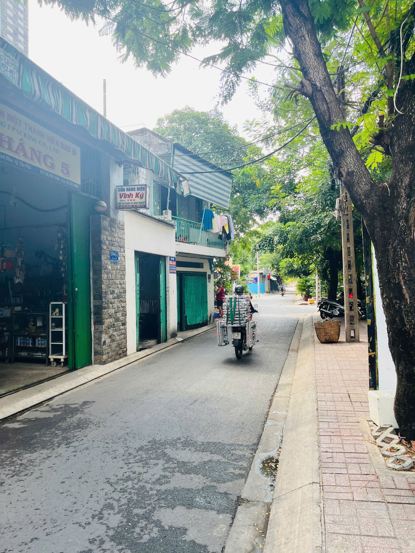 Bán nhà HXH sát Công viên Phan Anh, DT 8x18m, TDT 130m², khu đẹp, giá 15 tỷ TL