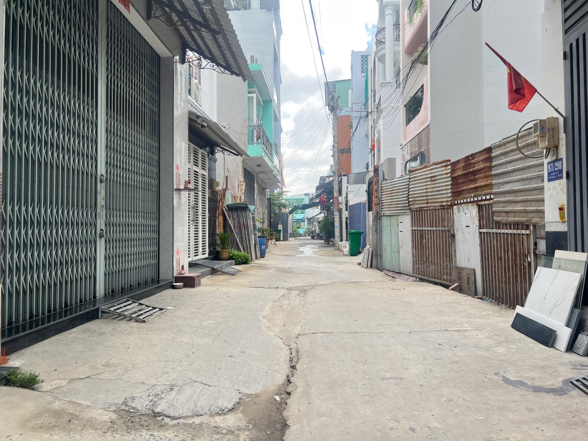 🔥 BÁN ĐẤT HẺM 5M THÔNG HƯƠNG LỘ 2 – BTĐA – GIÁ 4.7 TỶ! • Diện tích: 4.44 × 12.7m