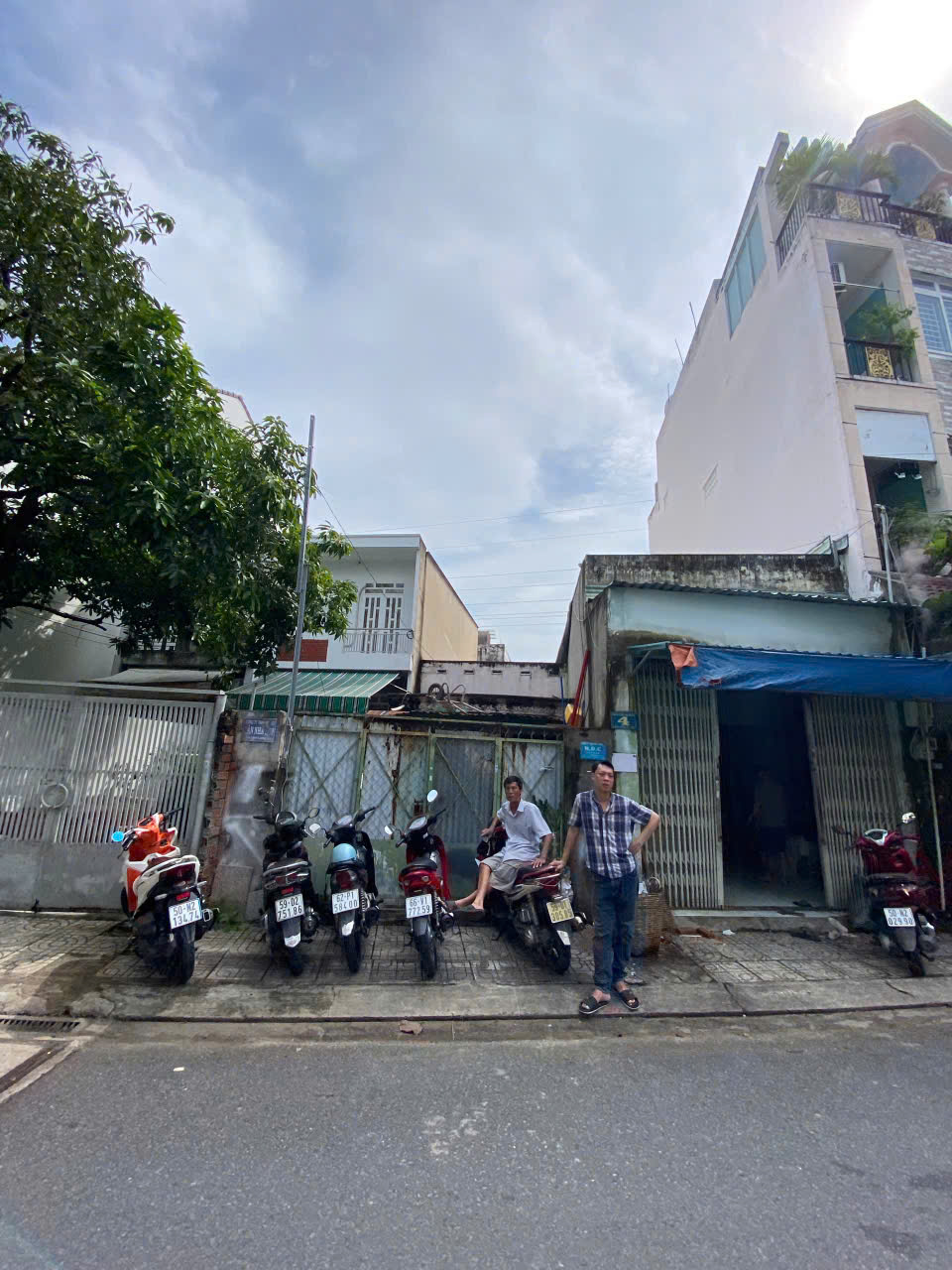 BÁN LÔ ĐẤT MẶT TIỀN KINH DOANH ĐƯỜNG LIÊN KHU 2-10 - VỊ TRÍ ĐẸP - 4X22,5M - GIÁ 6,9 TỶ