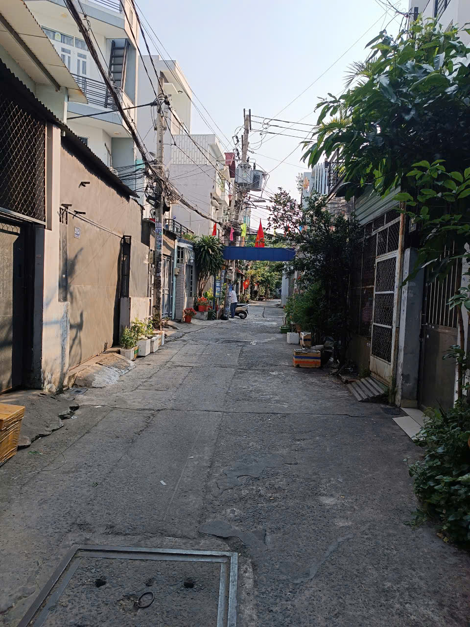 Bán Nhà Lầu DT: 4x10m Hẻm 1/ Đường B3, P. Tây Thạnh, Giá: 4.7 tỷ