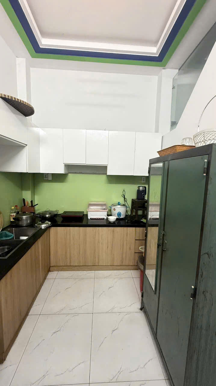🏡 Bán Nhà Hẻm 4x10m, 2 Lầu ST, Đường Mã Lò, Bình Tân, Giá 5,9 Tỷ 🌟