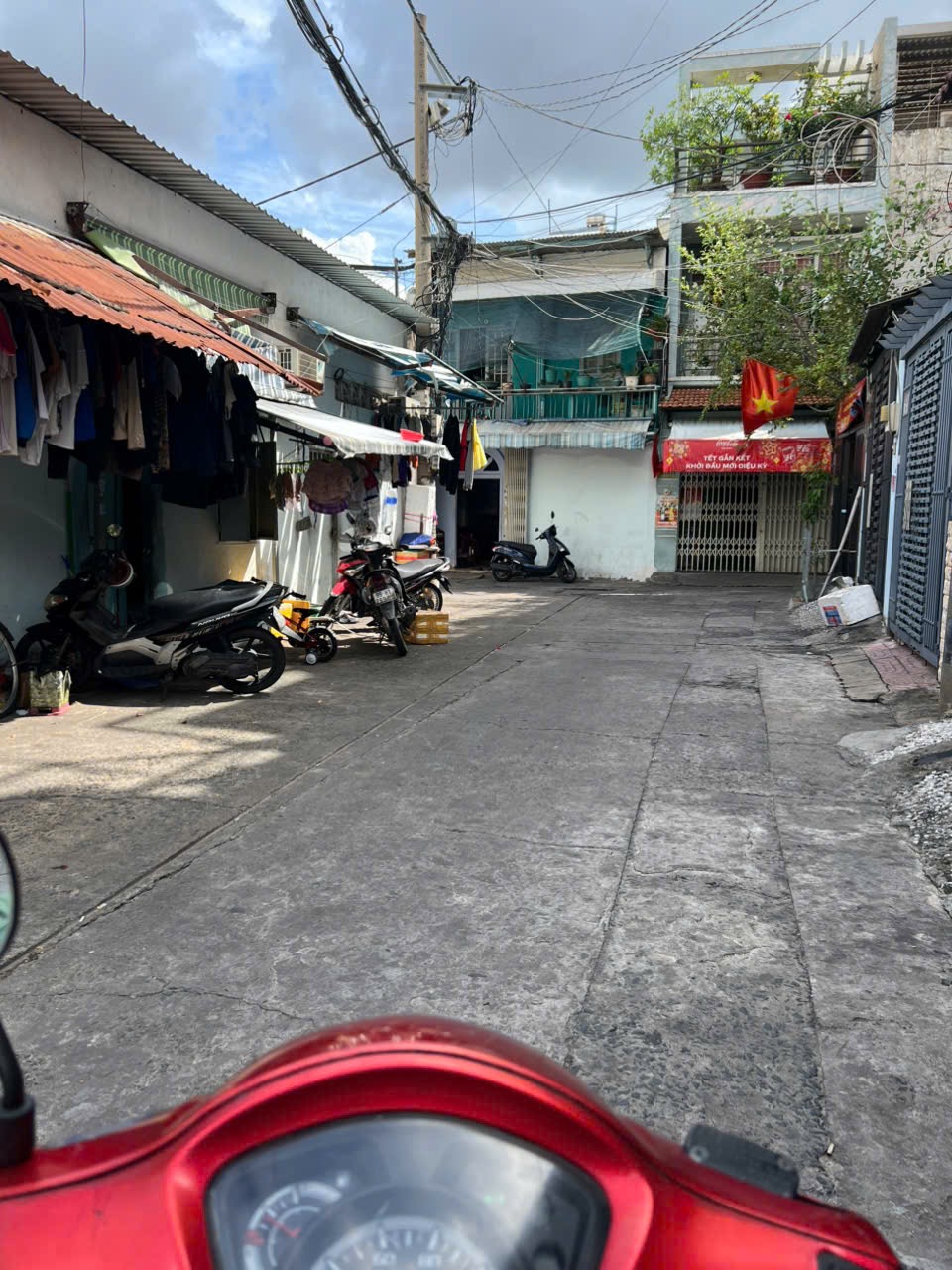 🌈 Bán nhà hẻm xe hơi đường Lê Thúc Hoạch 88m2 đúc 2 tấm giá chỉ 7.9 tỷ