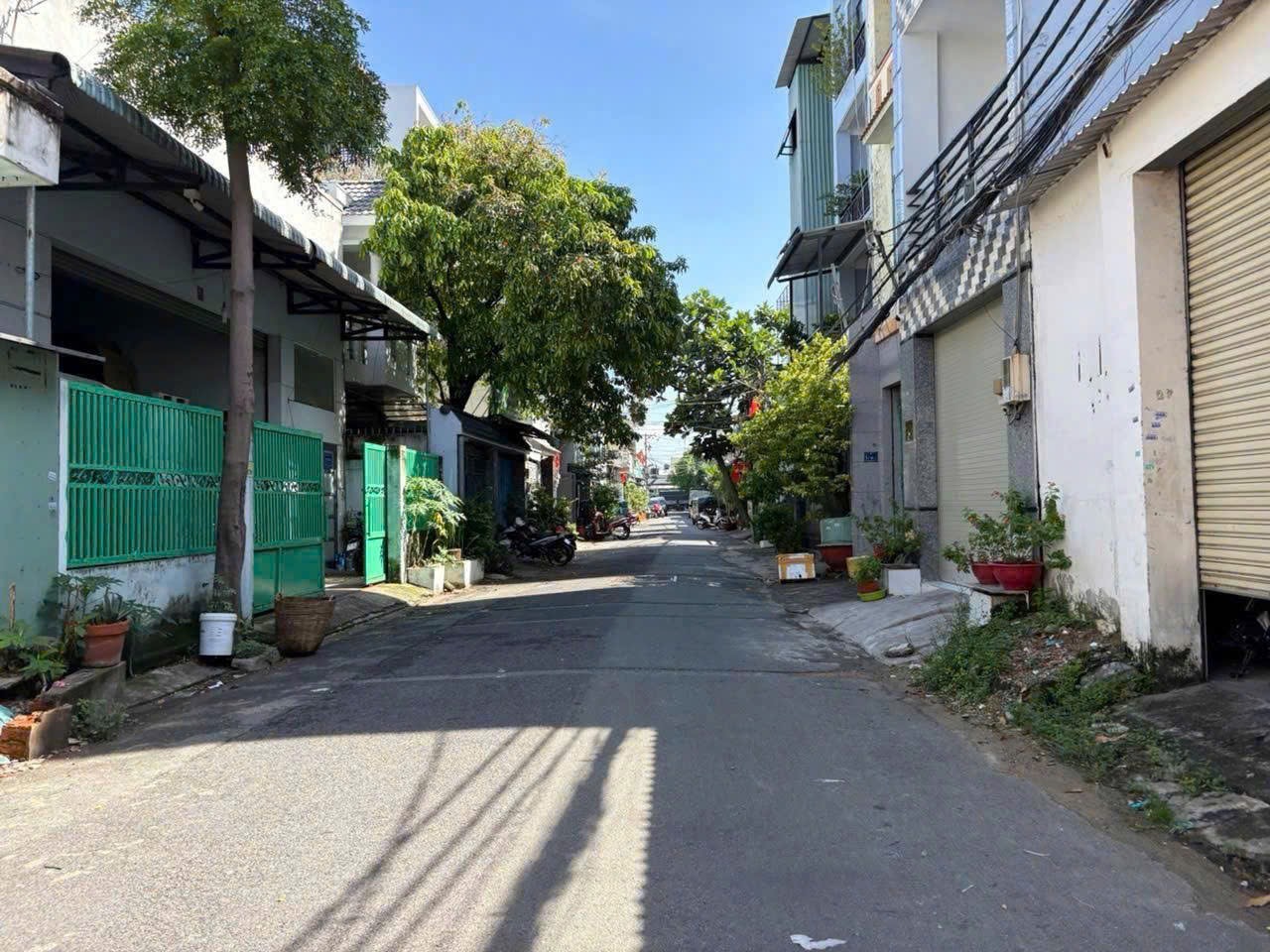 ✅ Hẻm 8m thông Gò Xoài - Chỉ 72tr/m2. Giá tốt